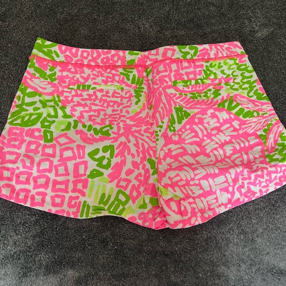 NWOT Lilly Pulitzer Shorts - Picture 2 of 5